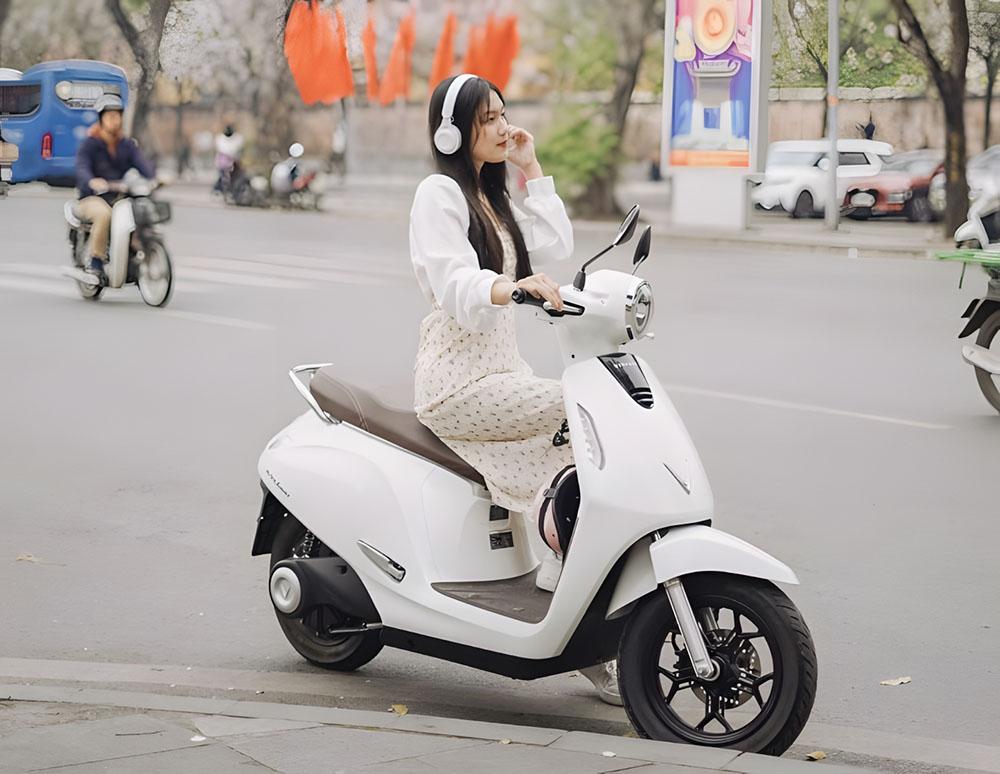 Thiết kế và các màu xe EVO 200