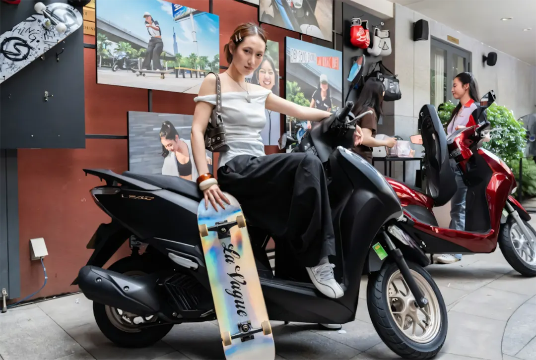 Nên mua Lead 2024 hay Lead 2025?