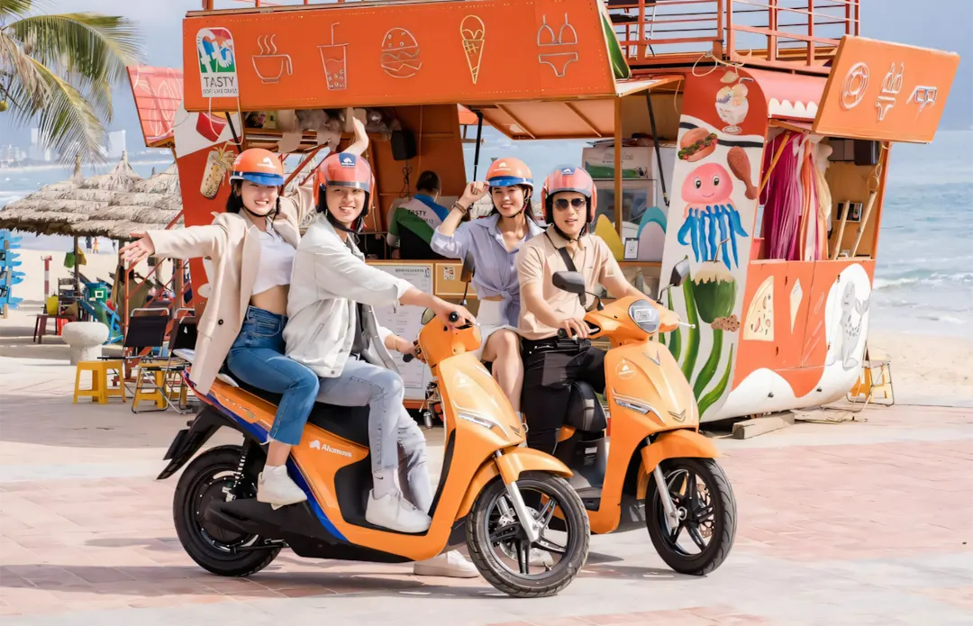 So với các đối thủ khác 