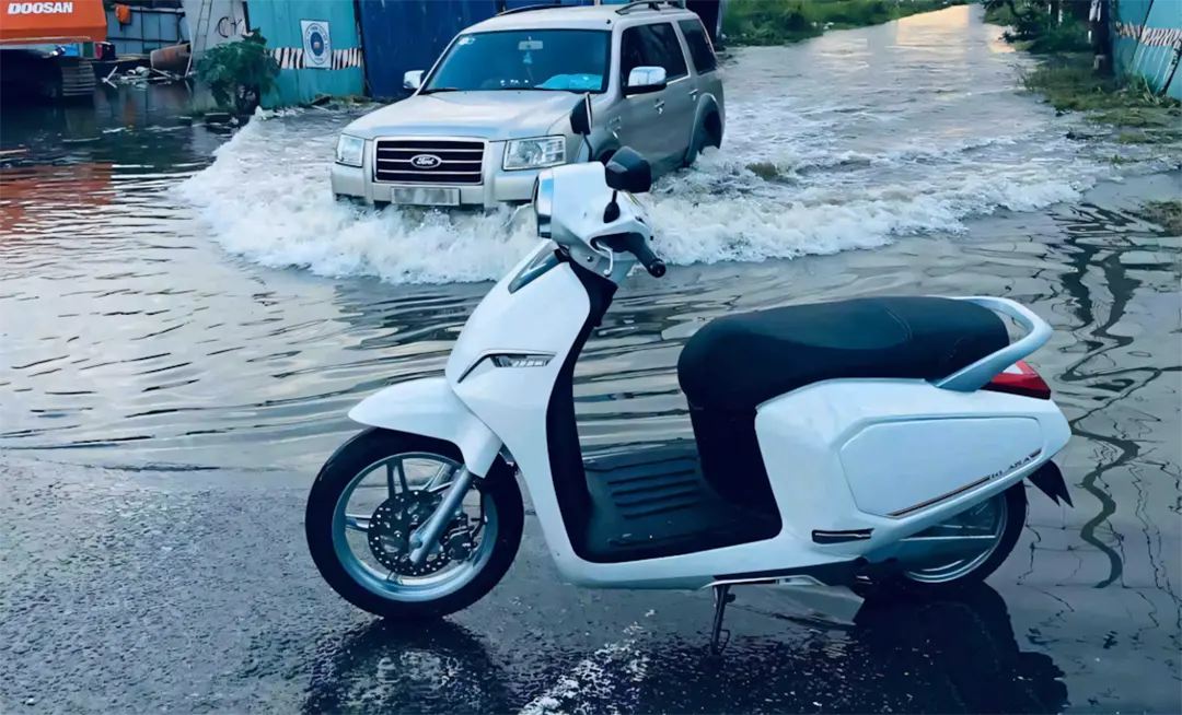 Xem qua tiêu chuẩn IP67 của xe máy điện VinFast