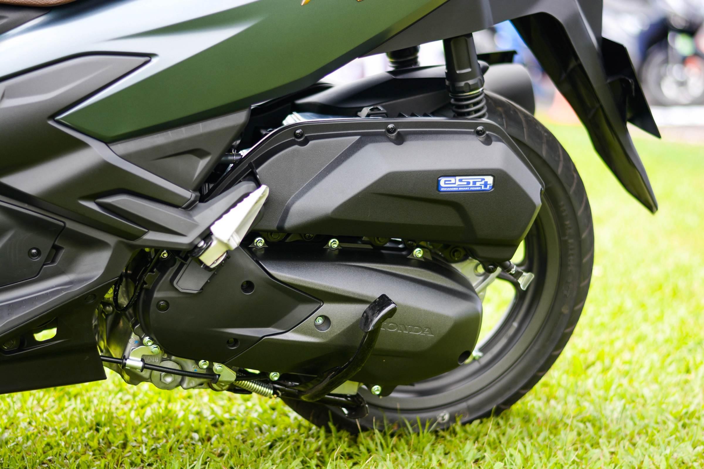 Chọn xe tay ga 50 triệu cho nam giới: Nên mua xe Honda hay Yamaha?