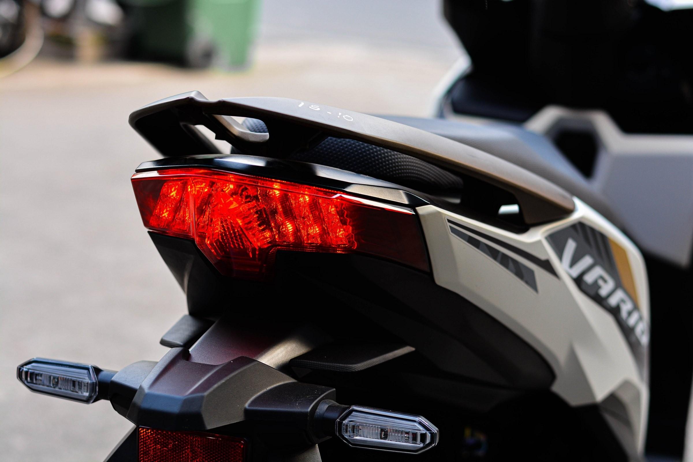Chọn xe tay ga 50 triệu cho nam giới: Nên mua xe Honda hay Yamaha?