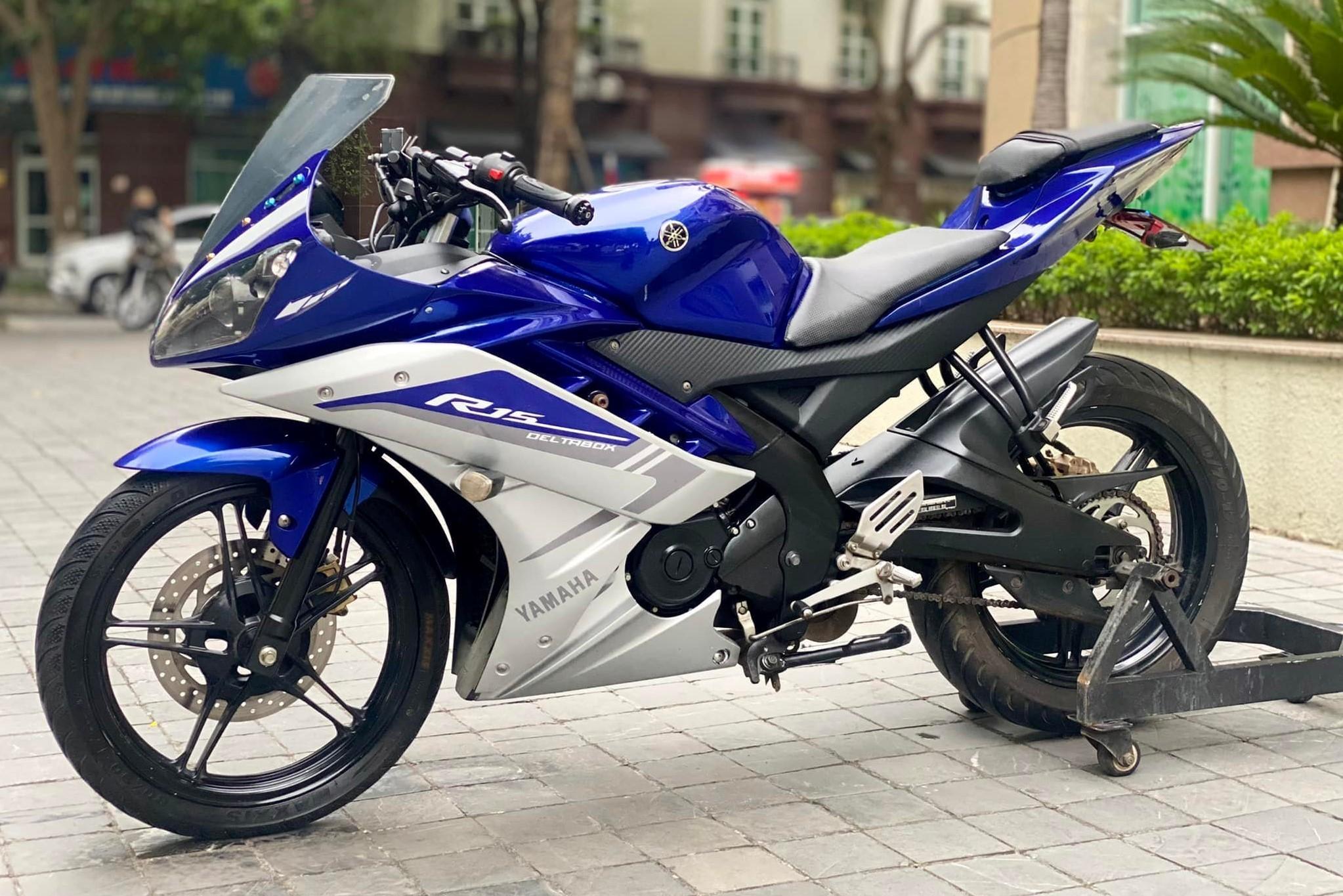 Dò giá xe R15 cũ và thủ tục mua Yamaha R15 trả góp