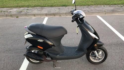 Đánh giá xe Piaggio Zip, ưu nhược điểm gì, có nên mua không?