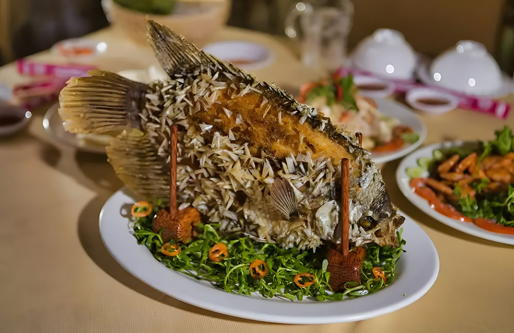 Tham quan trang trại nuôi ong
